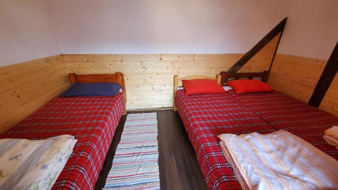 Casa Rustic Feher & Fekete Vendeghazak โซวาตา ภายนอก รูปภาพ
