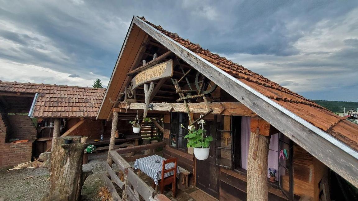 Casa Rustic Feher & Fekete Vendeghazak โซวาตา ภายนอก รูปภาพ