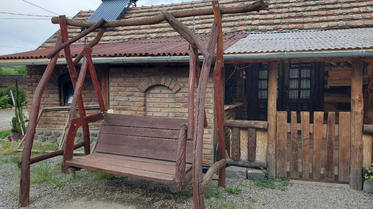 Casa Rustic Feher & Fekete Vendeghazak โซวาตา ภายนอก รูปภาพ