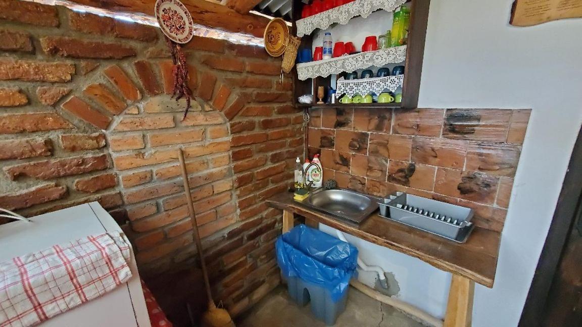 Casa Rustic Feher & Fekete Vendeghazak โซวาตา ภายนอก รูปภาพ