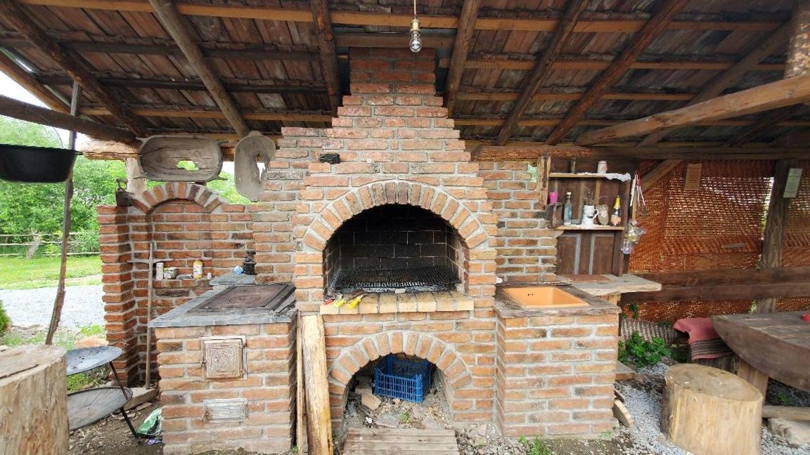 Casa Rustic Feher & Fekete Vendeghazak โซวาตา ภายนอก รูปภาพ